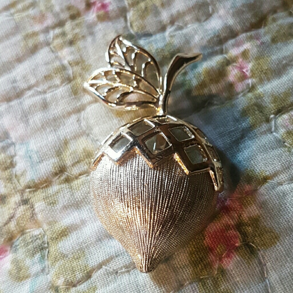 Vintage Apple brooch